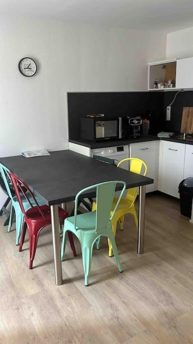 T3 - Parking - Plage / 6 Personnes เลอบาร์กาแรส ภายนอก รูปภาพ